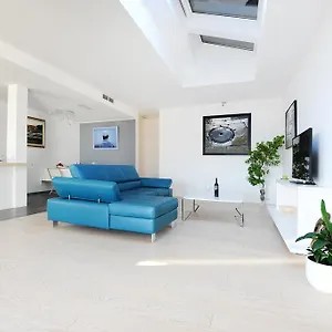 Apartment Penthouse